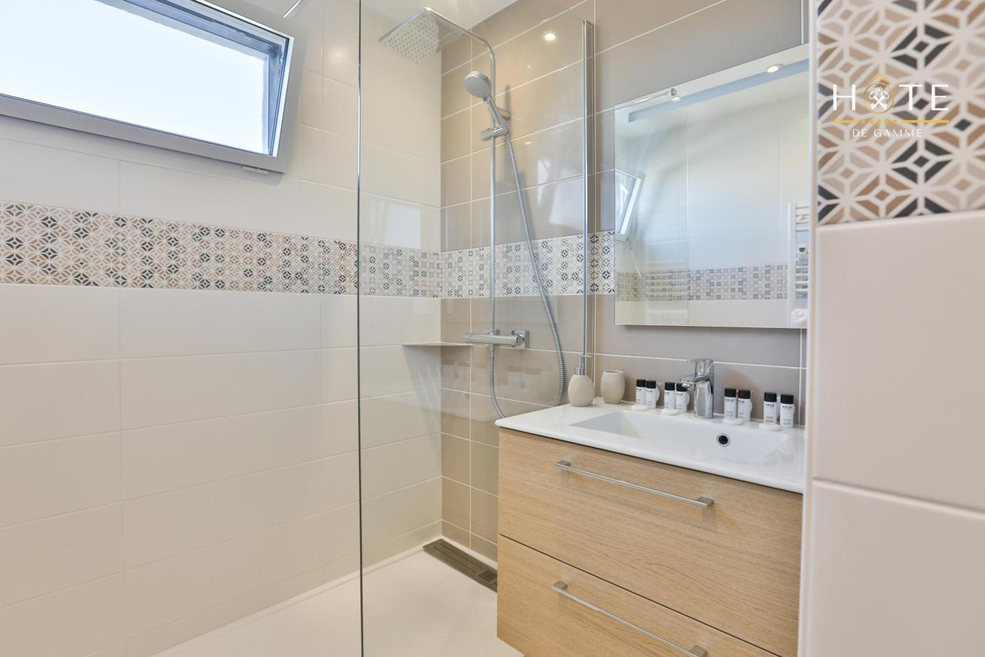 Appartement De Caractere, Superbe Vue Mer 280° La Chaume Exterior foto
